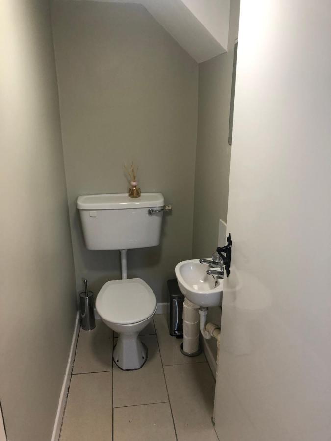 Cheerful 4 Bedroom Town House With Bbq, Galway Dış mekan fotoğraf